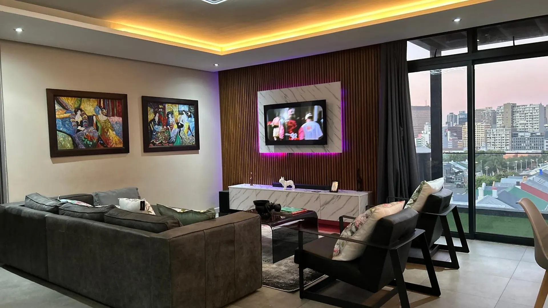 Sloane Square Apartments contacts